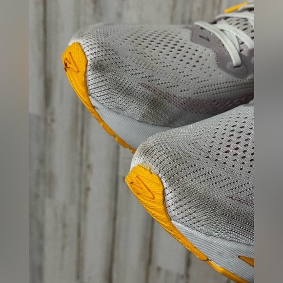 Brooks Ghost 17 Women’s Shoes Size 12 - Picture 6 of 7